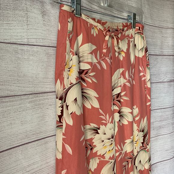 Hilo Hattie Hawaii Silk Coral and Cream Floral Pants Cropped Wide Leg Size XS - Picture 15 of 16